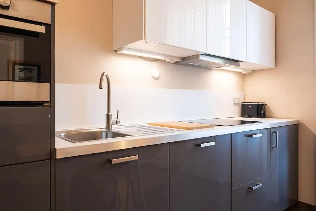 Crocetta Turandot One Bed 1St Floor - Mirable Pm Apartment Milan